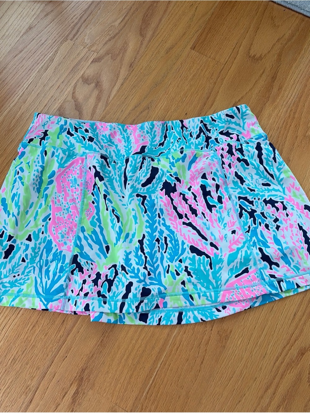 Lilly Pulitzer Luxletic Josephine Skort size XL let’s cha-cha seaside aqua